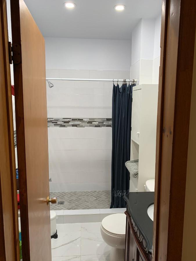 Chambres El Mediterraneo Rooms Montreal Luaran gambar