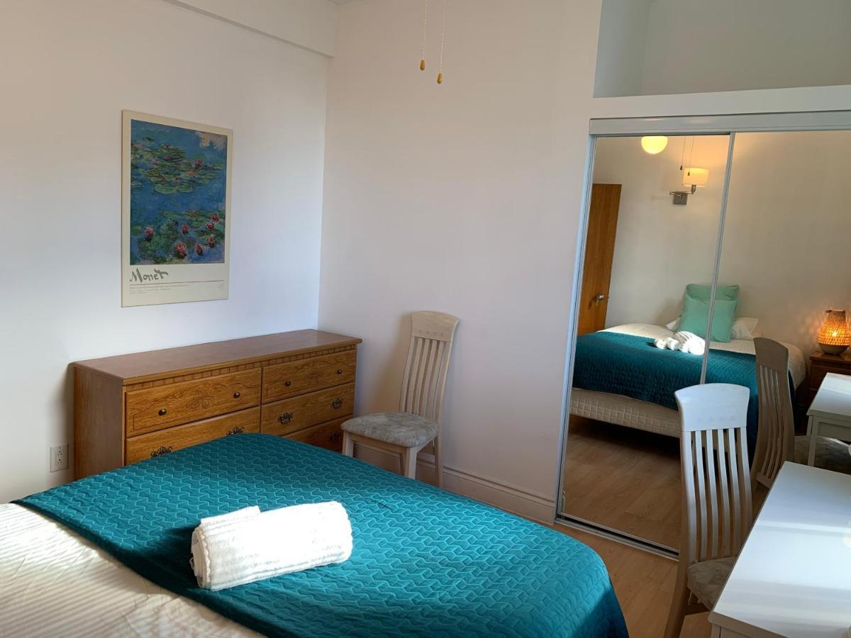Chambres El Mediterraneo Rooms Montreal Luaran gambar