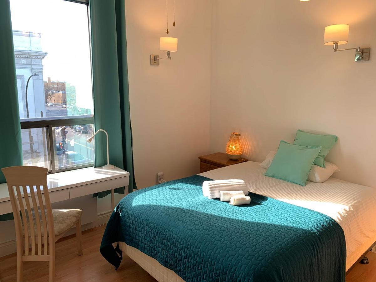 Chambres El Mediterraneo Rooms Montreal Luaran gambar