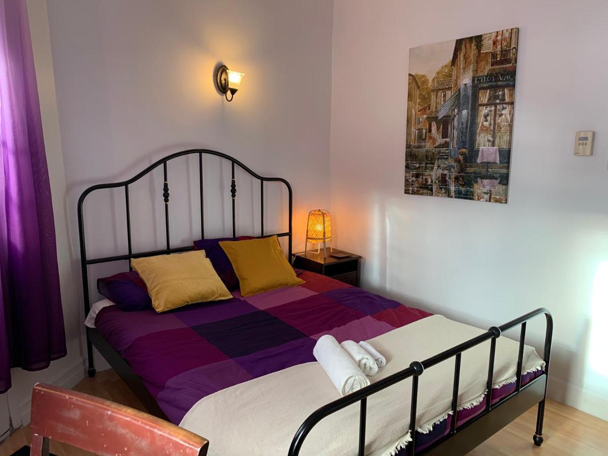 Chambres El Mediterraneo Rooms Montreal Luaran gambar