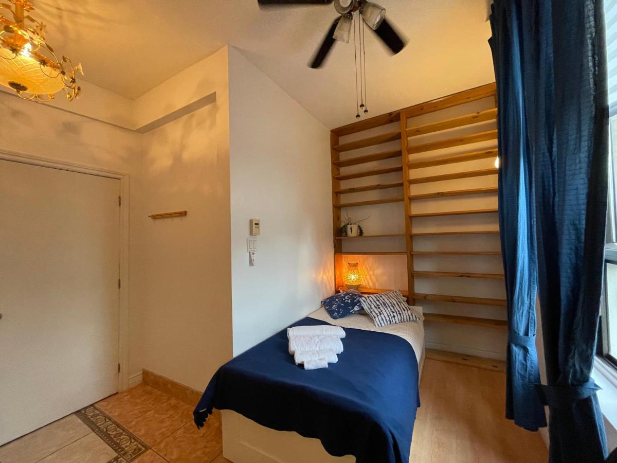 Chambres El Mediterraneo Rooms Montreal Luaran gambar