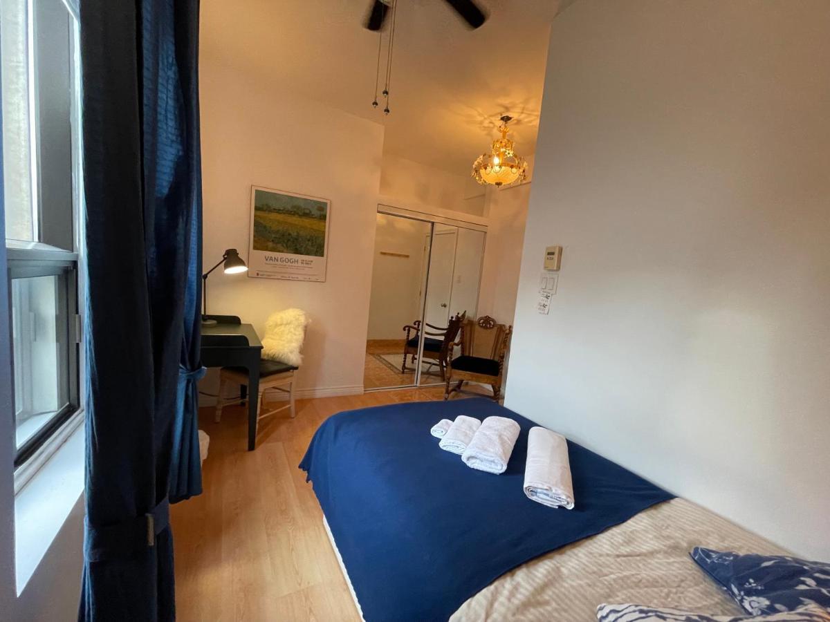 Chambres El Mediterraneo Rooms Montreal Luaran gambar