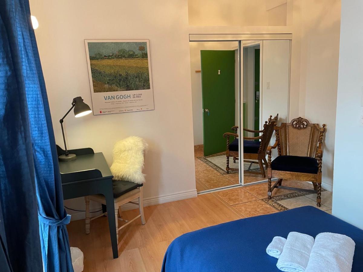 Chambres El Mediterraneo Rooms Montreal Luaran gambar