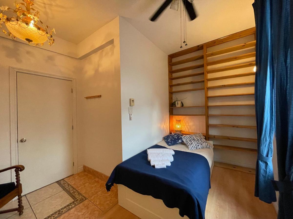 Chambres El Mediterraneo Rooms Montreal Luaran gambar