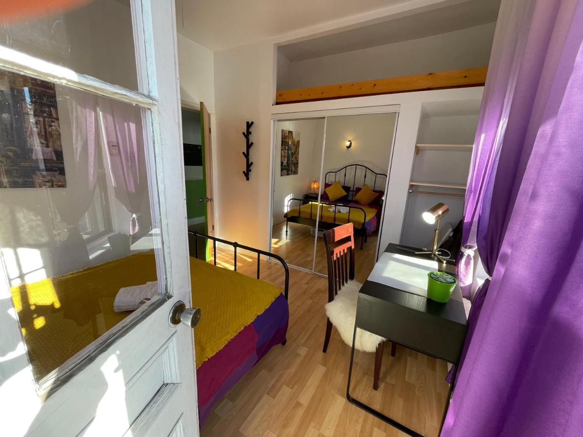 Chambres El Mediterraneo Rooms Montreal Luaran gambar